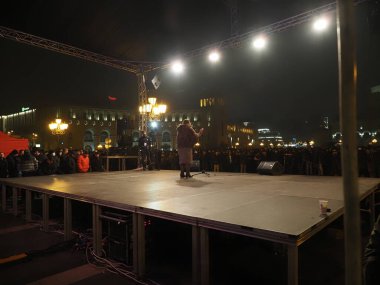 22 Aralık 2020 'de Artsakh Cumhuriyeti' nin barışçıl sakinlerine karşı Türk azerbaijani teröristlerinin saldırısının ardından Erivan 'da hükümet ve pashinan karşıtı protestolar düzenlendi.