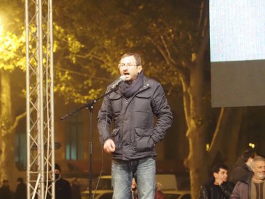 22 Aralık 2020 'de Artsakh Cumhuriyeti' nin barışçıl sakinlerine karşı Türk azerbaijani teröristlerinin saldırısının ardından Erivan 'da hükümet ve pashinan karşıtı protestolar düzenlendi.