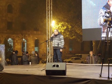 22 Aralık 2020 'de Artsakh Cumhuriyeti' nin barışçıl sakinlerine karşı Türk azerbaijani teröristlerinin saldırısının ardından Erivan 'da hükümet ve pashinan karşıtı protestolar düzenlendi.