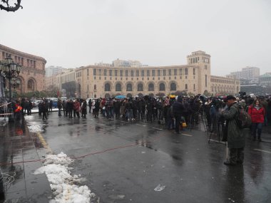 23 Aralık 2020 'de Artsakh Cumhuriyeti' nin barışçıl sakinlerine karşı Türk azerbaijani teröristlerinin saldırısının ardından Erivan 'da hükümet karşıtı ve pashinan karşıtı protestolar düzenlendi.