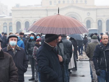 23 Aralık 2020 'de Artsakh Cumhuriyeti' nin barışçıl sakinlerine karşı Türk azerbaijani teröristlerinin saldırısının ardından Erivan 'da hükümet karşıtı ve pashinan karşıtı protestolar düzenlendi.