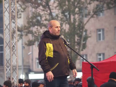 23 Aralık 2020 'de Artsakh Cumhuriyeti' nin barışçıl sakinlerine karşı Türk azerbaijani teröristlerinin saldırısının ardından Erivan 'da hükümet karşıtı ve pashinan karşıtı protestolar düzenlendi.