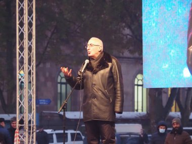 23 Aralık 2020 'de Artsakh Cumhuriyeti' nin barışçıl sakinlerine karşı Türk azerbaijani teröristlerinin saldırısının ardından Erivan 'da hükümet karşıtı ve pashinan karşıtı protestolar düzenlendi.