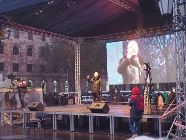 23 Aralık 2020 'de Artsakh Cumhuriyeti' nin barışçıl sakinlerine karşı Türk azerbaijani teröristlerinin saldırısının ardından Erivan 'da hükümet karşıtı ve pashinan karşıtı protestolar düzenlendi.