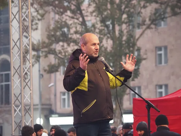 23 Aralık 2020 'de Artsakh Cumhuriyeti' nin barışçıl sakinlerine karşı Türk azerbaijani teröristlerinin saldırısının ardından Erivan 'da hükümet karşıtı ve pashinan karşıtı protestolar düzenlendi.