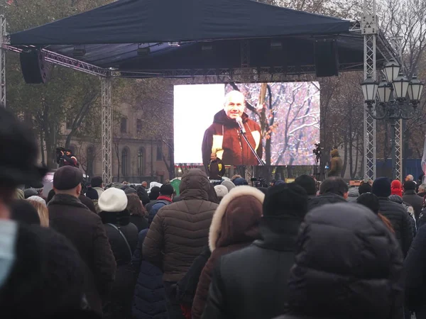 23 Aralık 2020 'de Artsakh Cumhuriyeti' nin barışçıl sakinlerine karşı Türk azerbaijani teröristlerinin saldırısının ardından Erivan 'da hükümet karşıtı ve pashinan karşıtı protestolar düzenlendi.