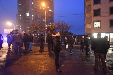 17 Aralık 2020 'de Artsakh Cumhuriyeti' nin barışçıl sakinlerine karşı Türk azerbaijani teröristlerinin saldırısının ardından Erivan 'da hükümet ve pashinan karşıtı protestolar düzenlendi.