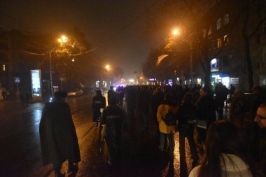 17 Aralık 2020 'de Artsakh Cumhuriyeti' nin barışçıl sakinlerine karşı Türk azerbaijani teröristlerinin saldırısının ardından Erivan 'da hükümet ve pashinan karşıtı protestolar düzenlendi.