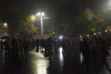 17 Aralık 2020 'de Artsakh Cumhuriyeti' nin barışçıl sakinlerine karşı Türk azerbaijani teröristlerinin saldırısının ardından Erivan 'da hükümet ve pashinan karşıtı protestolar düzenlendi.