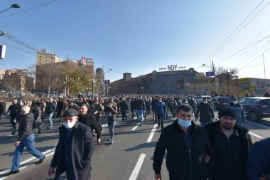Ermenistan başbakanı Nikol Paşinyan önderliğindeki Yas Yürüyüşü, 19 Aralık 2020 'de vatanları Artsakh Cumhuriyeti' ni Azero-Türkçe terörizmden korumaya çalışırken ölenleri anmak için düzenlendi.