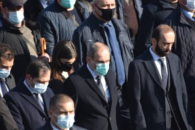Ermenistan başbakanı Nikol Paşinyan önderliğindeki Yas Yürüyüşü, 19 Aralık 2020 'de vatanları Artsakh Cumhuriyeti' ni Azero-Türkçe terörizmden korumaya çalışırken ölenleri anmak için düzenlendi.