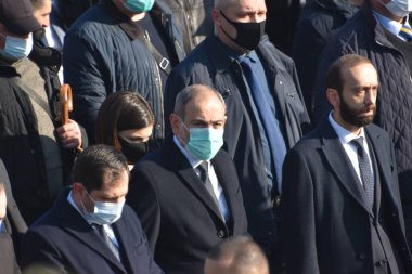Ermenistan başbakanı Nikol Paşinyan önderliğindeki Yas Yürüyüşü, 19 Aralık 2020 'de vatanları Artsakh Cumhuriyeti' ni Azero-Türkçe terörizmden korumaya çalışırken ölenleri anmak için düzenlendi.
