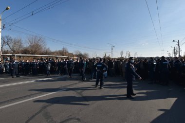 Ermenistan başbakanı Nikol Paşinyan önderliğindeki Yas Yürüyüşü, 19 Aralık 2020 'de vatanları Artsakh Cumhuriyeti' ni Azero-Türkçe terörizmden korumaya çalışırken ölenleri anmak için düzenlendi.