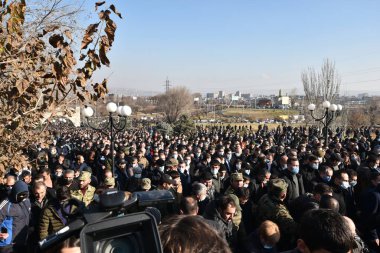Ermenistan başbakanı Nikol Paşinyan önderliğindeki Yas Yürüyüşü, 19 Aralık 2020 'de vatanları Artsakh Cumhuriyeti' ni Azero-Türkçe terörizmden korumaya çalışırken ölenleri anmak için düzenlendi.