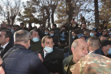 Ermenistan başbakanı Nikol Paşinyan önderliğindeki Yas Yürüyüşü, 19 Aralık 2020 'de vatanları Artsakh Cumhuriyeti' ni Azero-Türkçe terörizmden korumaya çalışırken ölenleri anmak için düzenlendi.