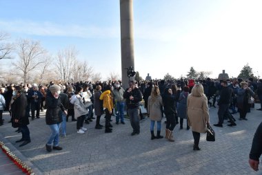 Ermenistan başbakanı Nikol Paşinyan önderliğindeki Yas Yürüyüşü, 19 Aralık 2020 'de vatanları Artsakh Cumhuriyeti' ni Azero-Türkçe terörizmden korumaya çalışırken ölenleri anmak için düzenlendi.