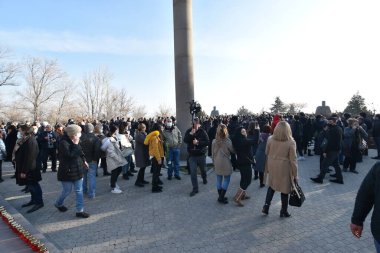 Ermenistan başbakanı Nikol Paşinyan önderliğindeki Yas Yürüyüşü, 19 Aralık 2020 'de vatanları Artsakh Cumhuriyeti' ni Azero-Türkçe terörizmden korumaya çalışırken ölenleri anmak için düzenlendi.