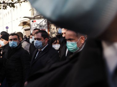 Ermenistan başbakanı Nikol Paşinyan önderliğindeki Yas Yürüyüşü, 19 Aralık 2020 'de vatanları Artsakh Cumhuriyeti' ni Azero-Türkçe terörizmden korumaya çalışırken ölenleri anmak için düzenlendi.