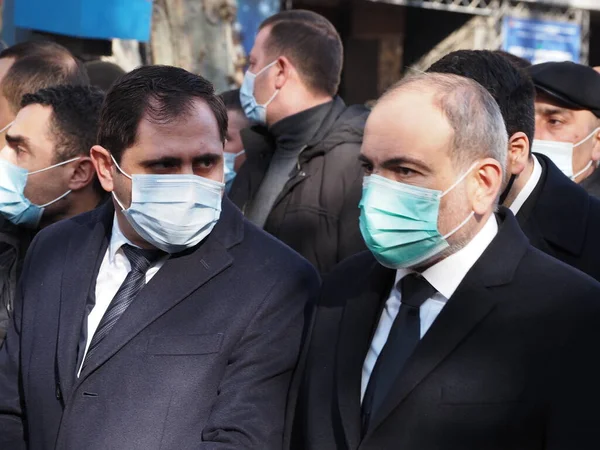 Ermenistan başbakanı Nikol Paşinyan önderliğindeki Yas Yürüyüşü, 19 Aralık 2020 'de vatanları Artsakh Cumhuriyeti' ni Azero-Türkçe terörizmden korumaya çalışırken ölenleri anmak için düzenlendi.