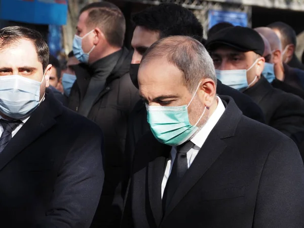 Ermenistan başbakanı Nikol Paşinyan önderliğindeki Yas Yürüyüşü, 19 Aralık 2020 'de vatanları Artsakh Cumhuriyeti' ni Azero-Türkçe terörizmden korumaya çalışırken ölenleri anmak için düzenlendi.