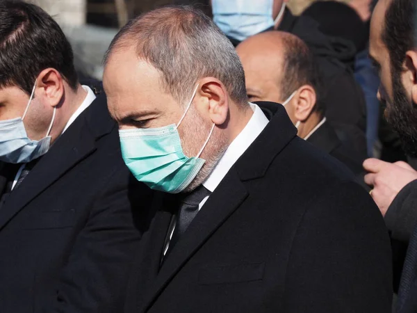 Ermenistan başbakanı Nikol Paşinyan önderliğindeki Yas Yürüyüşü, 19 Aralık 2020 'de vatanları Artsakh Cumhuriyeti' ni Azero-Türkçe terörizmden korumaya çalışırken ölenleri anmak için düzenlendi.