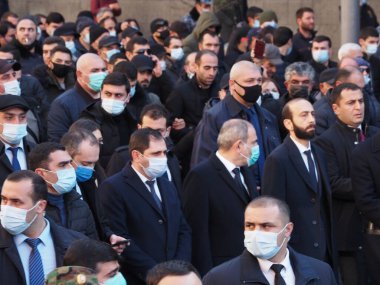 Ermenistan başbakanı Nikol Paşinyan önderliğindeki Yas Yürüyüşü, 19 Aralık 2020 'de vatanları Artsakh Cumhuriyeti' ni Azero-Türkçe terörizmden korumaya çalışırken ölenleri anmak için düzenlendi.
