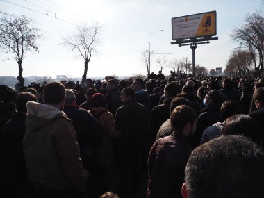 Ermenistan başbakanı Nikol Paşinyan önderliğindeki Yas Yürüyüşü, 19 Aralık 2020 'de vatanları Artsakh Cumhuriyeti' ni Azero-Türkçe terörizmden korumaya çalışırken ölenleri anmak için düzenlendi.