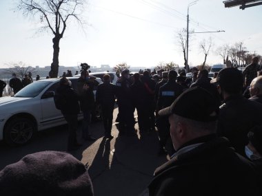 Ermenistan başbakanı Nikol Paşinyan önderliğindeki Yas Yürüyüşü, 19 Aralık 2020 'de vatanları Artsakh Cumhuriyeti' ni Azero-Türkçe terörizmden korumaya çalışırken ölenleri anmak için düzenlendi.