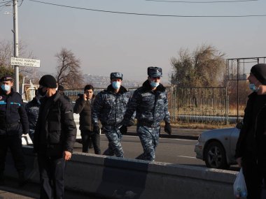 Ermenistan başbakanı Nikol Paşinyan önderliğindeki Yas Yürüyüşü, 19 Aralık 2020 'de vatanları Artsakh Cumhuriyeti' ni Azero-Türkçe terörizmden korumaya çalışırken ölenleri anmak için düzenlendi.