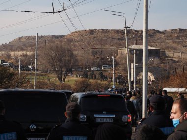 Ermenistan başbakanı Nikol Paşinyan önderliğindeki Yas Yürüyüşü, 19 Aralık 2020 'de vatanları Artsakh Cumhuriyeti' ni Azero-Türkçe terörizmden korumaya çalışırken ölenleri anmak için düzenlendi.