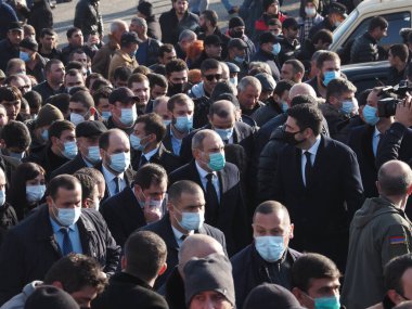 Ermenistan başbakanı Nikol Paşinyan önderliğindeki Yas Yürüyüşü, 19 Aralık 2020 'de vatanları Artsakh Cumhuriyeti' ni Azero-Türkçe terörizmden korumaya çalışırken ölenleri anmak için düzenlendi.