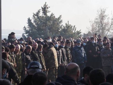 Ermenistan başbakanı Nikol Paşinyan önderliğindeki Yas Yürüyüşü, 19 Aralık 2020 'de vatanları Artsakh Cumhuriyeti' ni Azero-Türkçe terörizmden korumaya çalışırken ölenleri anmak için düzenlendi.