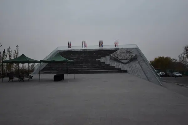 亚美尼亚埃里温Yelablur War Memorial Complex 纪念在亚美尼亚人的战争中阵亡的人 包括阿塞拜疆巴吉亚尼土耳其恐怖主义于2020年9月27日发动的最近一次在纳戈尔诺 卡拉巴赫 阿尔扎赫 的战争 — 图库照片