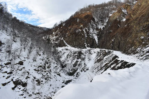 Kış Ushguli 'de Kafkasya Dağları' nda Samegrelo-Zemo Svaneti Bölgesi, Gürcistan