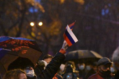 Türk azerbaijani teröristlerinin 9 Aralık 2020 'de Artsakh Cumhuriyeti' nin barışçıl sakinlerine karşı yürüttüğü saldırının ardından Erivan 'da hükümet ve pashinan karşıtı protestolar düzenlendi.