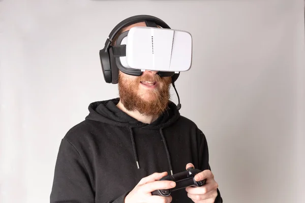 Homme Inconnu Portant Casque Faisant Expérience Réalité Virtuelle Réalité Virtuelle — Photo