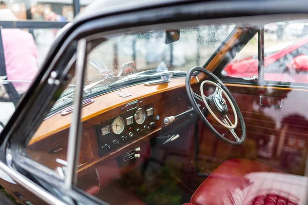 Woodbridge Suffolk August 2021 Das Interieur Eines Schwarzen Wolseley 444 — Stockfoto