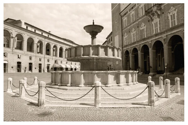 Fabriano italien — Stockfoto