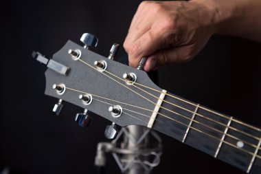 bir gitar tuning