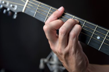 g büyük akor gitar parmak