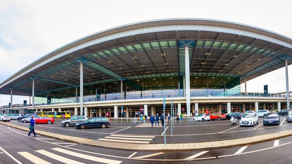 Schoenefeld Germany November 2020 Travelers Stand Line Covid Test Center — Stock Photo, Image