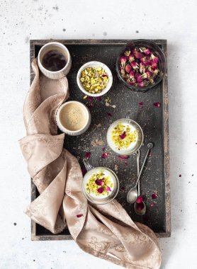 Sahlab içeceği Orta Doğu tatlı süt pudingidir.