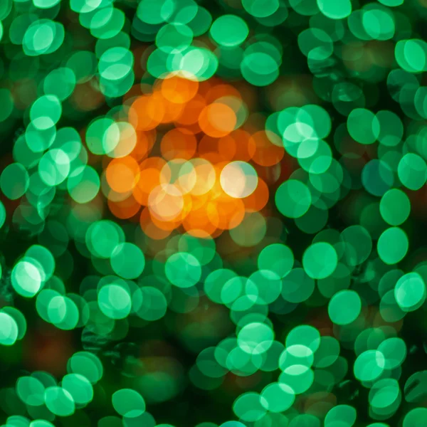 Bokeh abstracte achtergrond, Kerstboom met speelgoed — Stockfoto