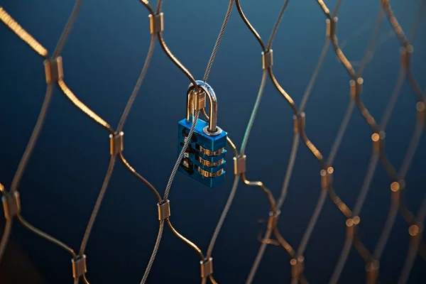 Cadenas Bleu Qui Symbolise Amour Monté Sur Pont — Photo