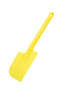 Beyaz arkaplanda izole edilmiş fırın için sarı plastik spatula