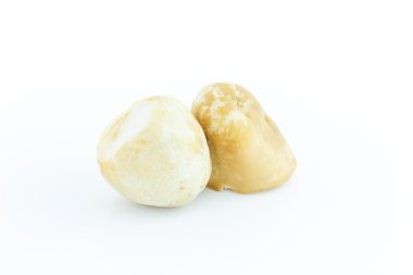 beyaz arkaplanda izole edilmiş saman mantarı