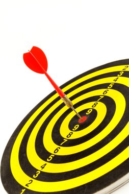 Kırmızı dart tahtası bullseye