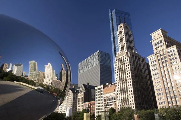 Cloud Gate sculpture in Millenium Park, Chicago, Il, Usa — Stock Photo, Image