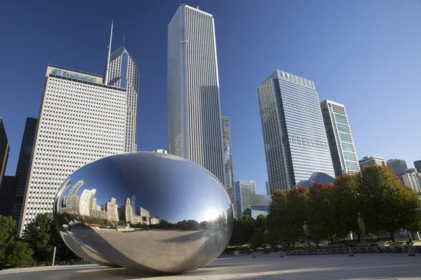 千禧公园，芝加哥，伊利诺伊，美国云门雕塑 — 图库照片