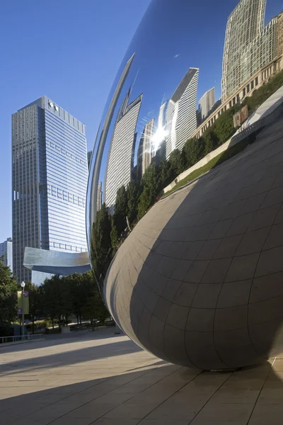 Escultura Cloud Gate en Millenium Park, Chicago, Il, EE.UU. — Foto de Stock
